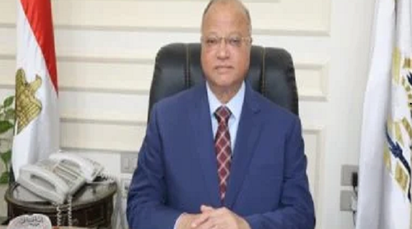 محافظ القاهرة يشدد على رقابة الأسواق صحيا وتموينيا
