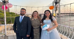 الساعة تهنىء مها ماهر بخطوبة شقيقها رامى