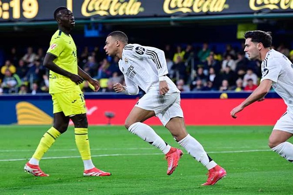 الفوز الثمين لريال مدريد من فياريال تجعله يتصدر مؤقتا