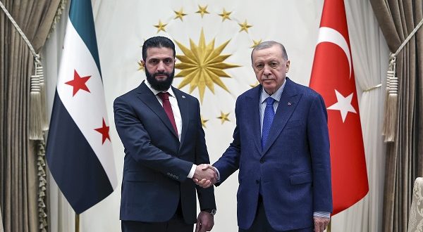 تعاون استراتيجي ومحادثات حول الأكراد