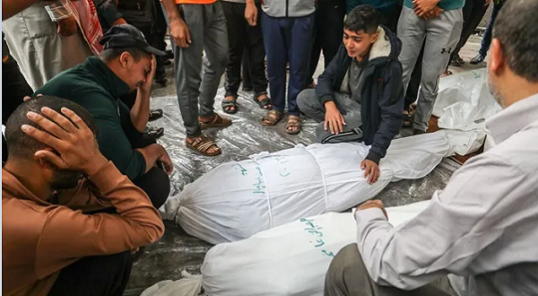 استشهاد أكثر من 20 فلسطينيا من متظري المساعدات في رفح