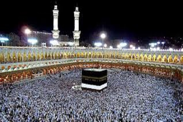 الطواف حول الكعبة وسرها