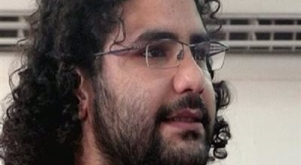 عفو رئاسي يُنهي محنة علاء عبد الفتاح وآخرين في قرار تاريخي