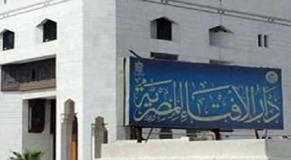 الإفتاء : دفن الموتى ليلاً جائز شرعاً.. والنهي يتعلق بالتقصير بحق الميت