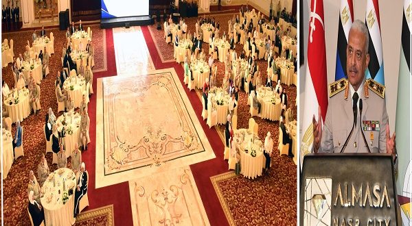 القائد العام عبد المجيد صقر يكرم أبطال القوات المسلحة