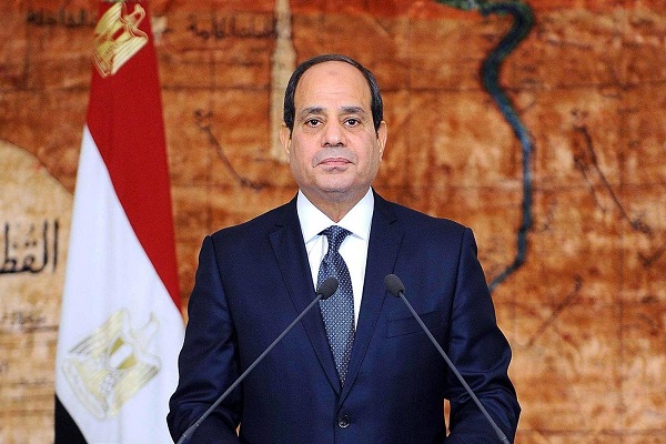 السيسي: مصر حصن الأمن الإقليمي تستضيف 10 ملايين نازح وتواجه التحديات