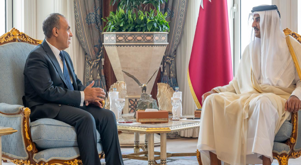 مصر تقف كالصخرة مع قطر: السيسي يدعم تميم بن حمد ضد العدوان الإسرائيلي