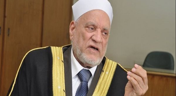 رحيل العملاق: د. أحمد عمر هاشم يترك إرثًا يضيء الأزهر والعالم الإسلامي