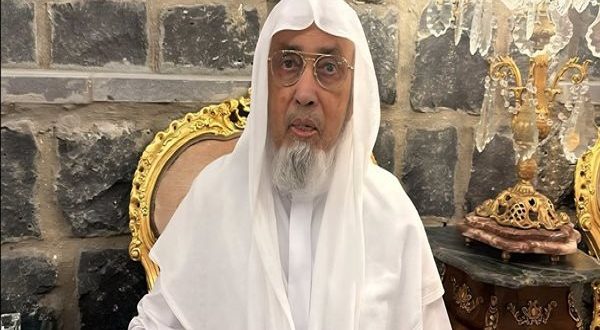 رحيل أيقونة القراءات: الشيخ بشير أحمد صديق يودع الدنيا عن 90 عامًا