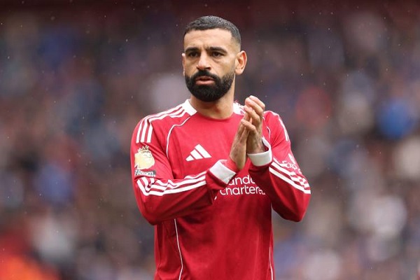 محمد صلاح تحت النار: هل يستعيد "الفرعون" عرشه في ليفربول؟