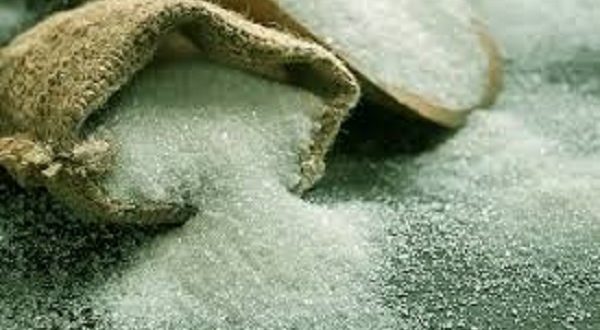 وقف استيراد السكر المكرر لـ3 أشهر في مصر لضبط السوق