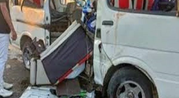 تصادم دامٍ يجرح 31 عاملاً على الطريق الساحلي في كفر الشيخ