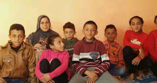 غزالة والسبع توائم.. "كارثة طبيعية" حقيقية في منزل بسيط بالبحيرة