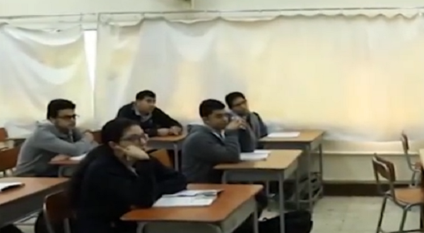 التقييم الأسبوعي = 70% من النجاح.. خبير تربوي يوضح كيف تُغني الطلاب عن «السهر الامتحاني»