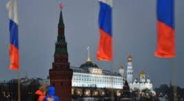 هجوم بسكين في مدرسة بضواحي موسكو وإسقاط 83 مسيرة أوكرانية