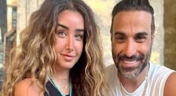 بعد صورة المطار المثيرة للجدل.. مصادر مقربة تحسم حقيقة  عودة  أحمد فهمي وهنا الزاهد