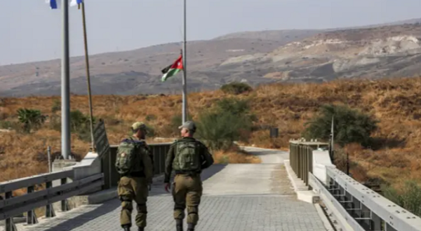 بعد 60 عام... إسرائيل تفجر حقول ألغام قديمة لبناء جدار أمني على الحدود مع الأردن