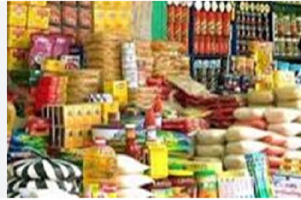 وزير التموين يعلن تخفيض سعر كيلو الدواجن المجمدة 5 جنيهات في المنافذ الاستهلاكية