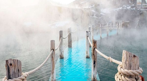 فخ الينابيع الوهمية".. هلوسة الذكاء الاصطناعي تورط السياح في غابات أستراليا