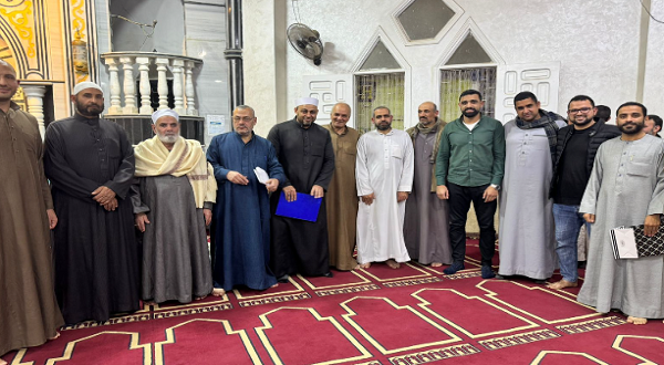 عرس قرآني في القليوبية.. "عمرة" لـ ضياء عربي بطل مسابقة قرية "الحصافة"