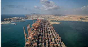 مسقط: هجمات "غادرة" تستهدف ميناء صلالة