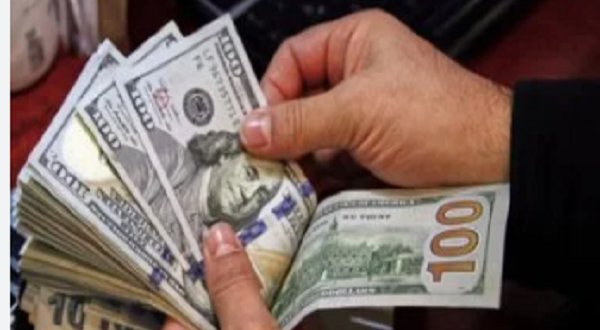استقرار سعر الدولار في البنوك المصرية وسط تصاعد التوترات في الشرق الأوسط