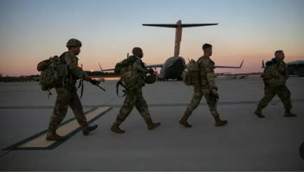 دبلوماسية اللحظة الأخيرة.. مسؤول استخباراتي سابق يراهن على "رؤية ترامب" لإنهاء حرب إيران