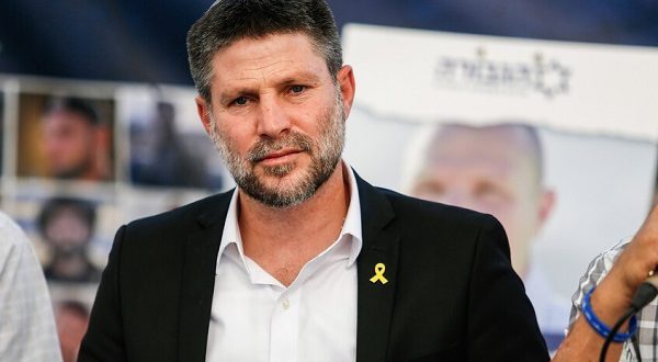 إصابة خطيرة لنجل "سموتريتش" بشظايا مخترقة للجسد في هجوم على الحدود اللبنانية