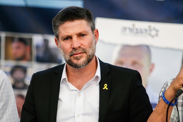 إصابة خطيرة لنجل "سموتريتش" بشظايا مخترقة للجسد في هجوم على الحدود اللبنانية