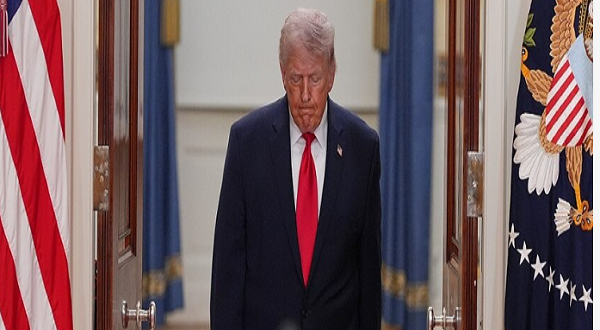 سجال ساخن في "الكابيتول هيل".. شومر يهاجم خطاب ترامب ووصفه بـ "الفوضوي والمثير للشفقة"