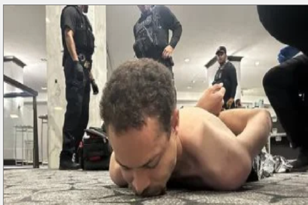 ترسانة أسلحة وخلفية أكاديمية.. تفاصيل مثيرة حول منفذ هجوم "حفل المراسلين"