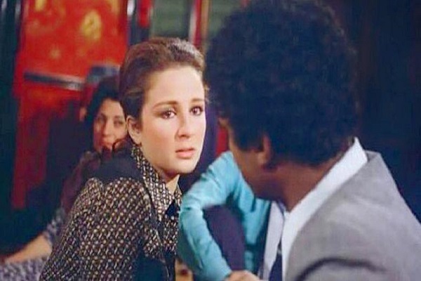 النمر الأسود والجميلة.. الحادث الذي أطفأ شرارة الحب بين أحمد زكي ونجلاء فتحي