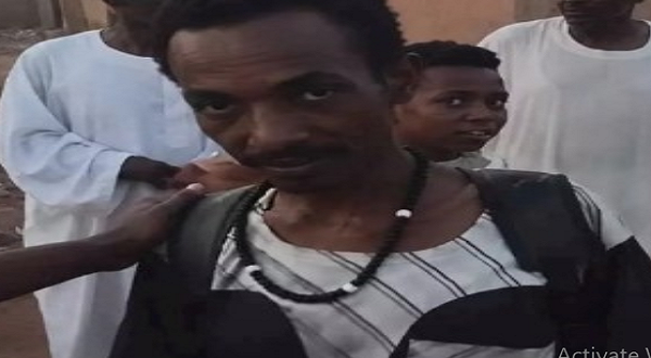 "ميت" يسير في جنازته.. لغز عودة رجل للحياة بعد دفنه بيومين في السودان يثير الذهول