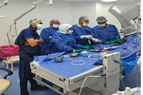دقة فائقة وتدخل خاطف.. فريق طبي بمستشفى بولاق الدكرور ينقذ حياة مريض القلب من الموت المحقق