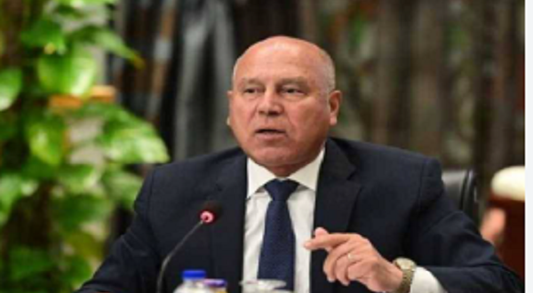 «دي أرضنا ومن حقنا ننميها».. كامل الوزير يرد على تحذيرات إسرائيل بشأن خط العريش-طابا